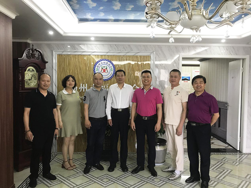 扬州市工商联领导走访扬州市福建商会