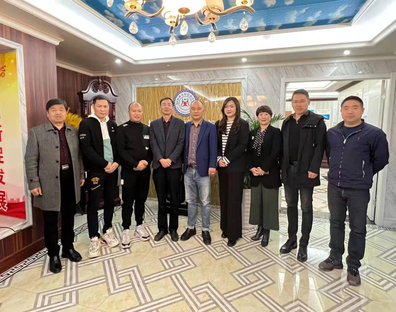 2022.4.15扬州市社管局领导深入扬州市福建商会检查指导工作